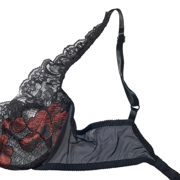 Vintage Victoria’s Secret Lace Bra 36B - Picture 8 of 11